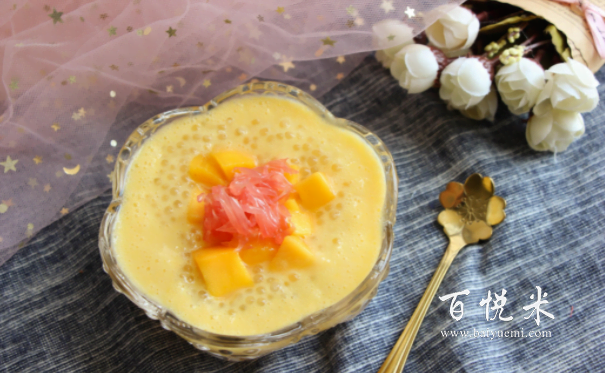 愛吃楊枝甘露的朋友過來集合了，不用去奶茶店買，自己做健康無添加